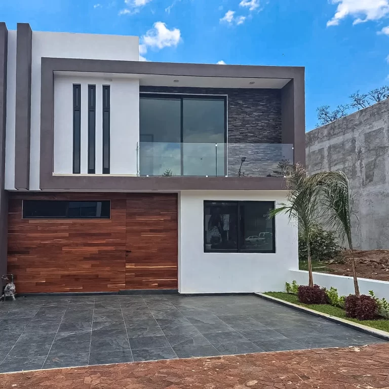 Casa Rubescente | Fracc. Praderas I Altozano